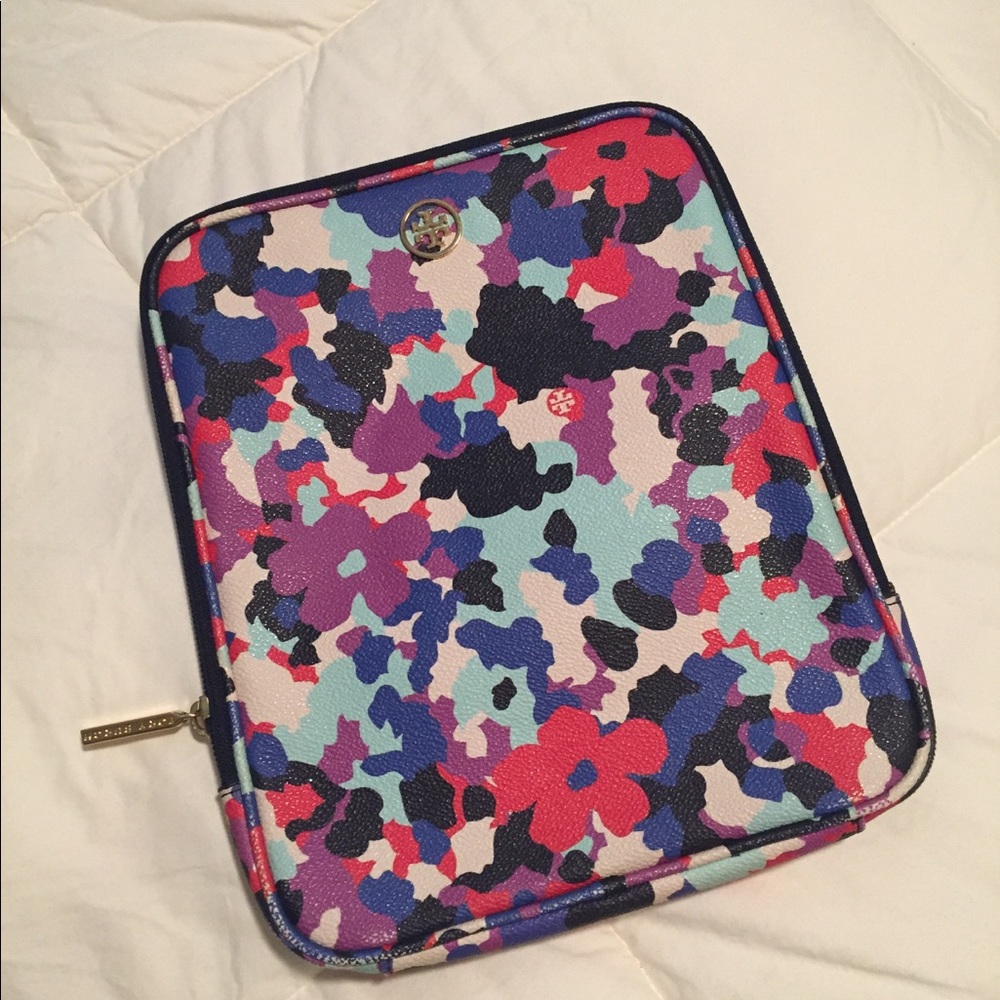 Tory Burch I-Pad Case♥️💥💙